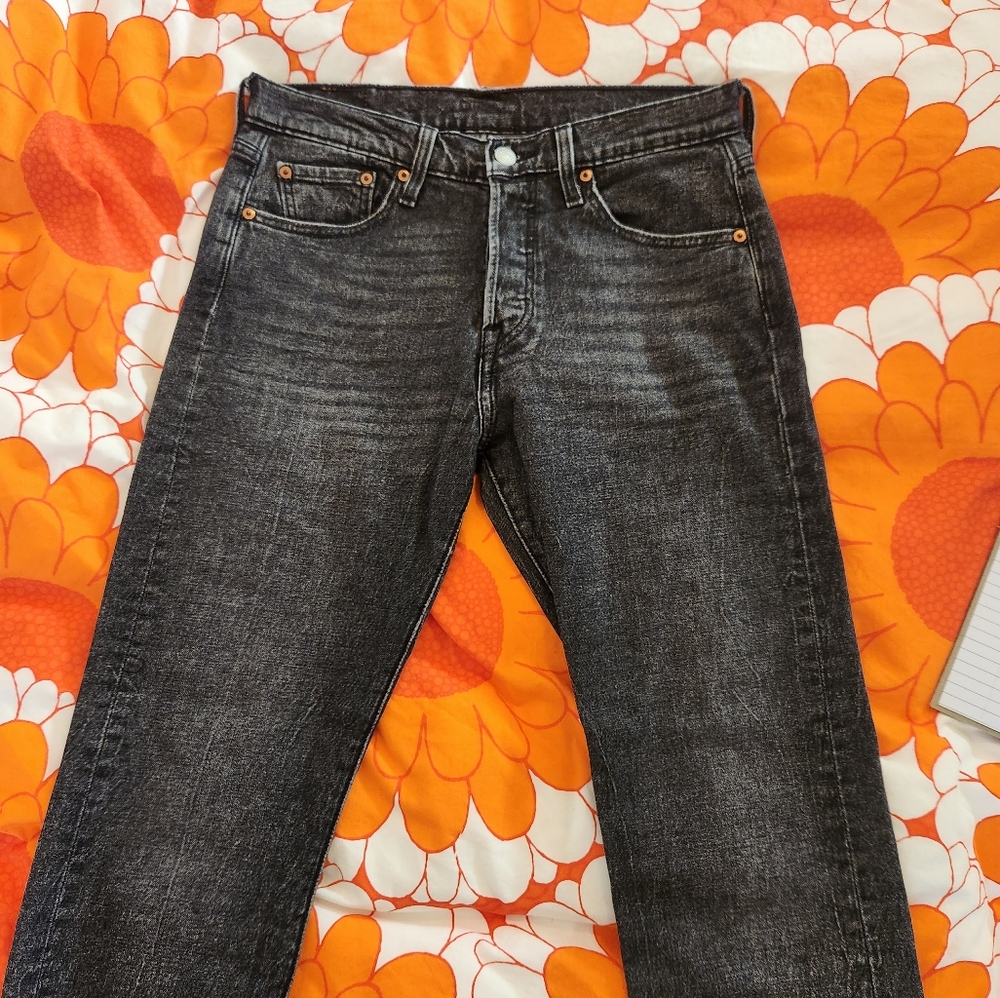 Levi's faded black men's 501 jeans, W29, L30